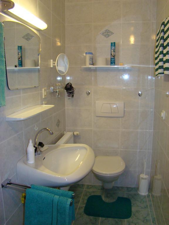 Landhaus Teufl Bed & Breakfast Faistenau Room photo